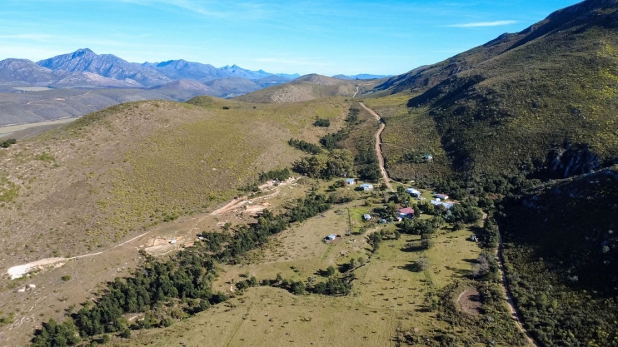4 Bedroom Property for Sale in Joubertina Eastern Cape